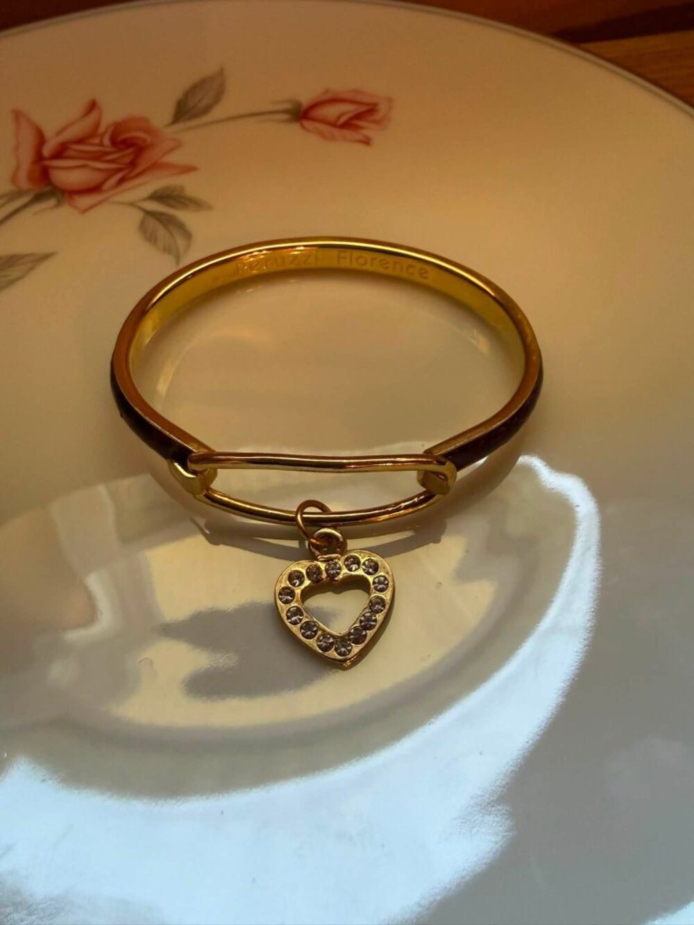 Vintage Peruzzi Goldtone Snakeskin Bangle